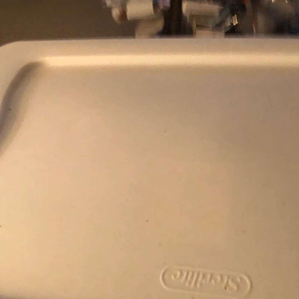 N/A clear latching